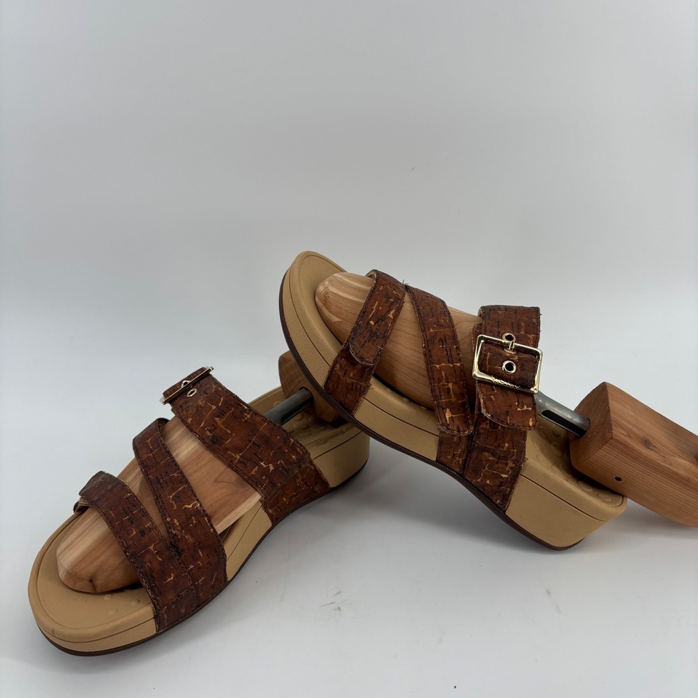 Vionic Rio Sandal Women 7 Brown Cork Triple Strap Buckle Platform Wedge
